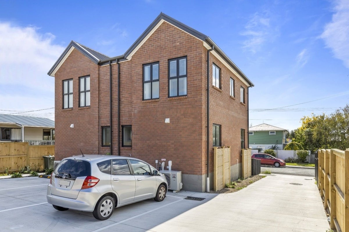2/9 Marlene Avenue, Te Atatu South, Auckland - Carousel 8