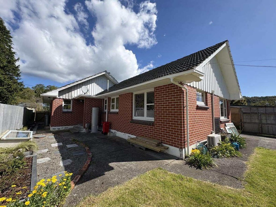 89 Plateau Road, Te Marua, Upper Hutt - Carousel 1