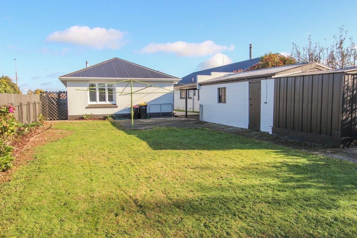 41 Ward Street, Waverley, Invercargill - Carousel 1