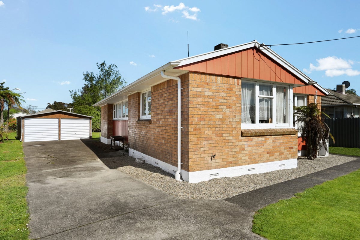 267 Tramway Road, Chartwell, Hamilton - Carousel 2