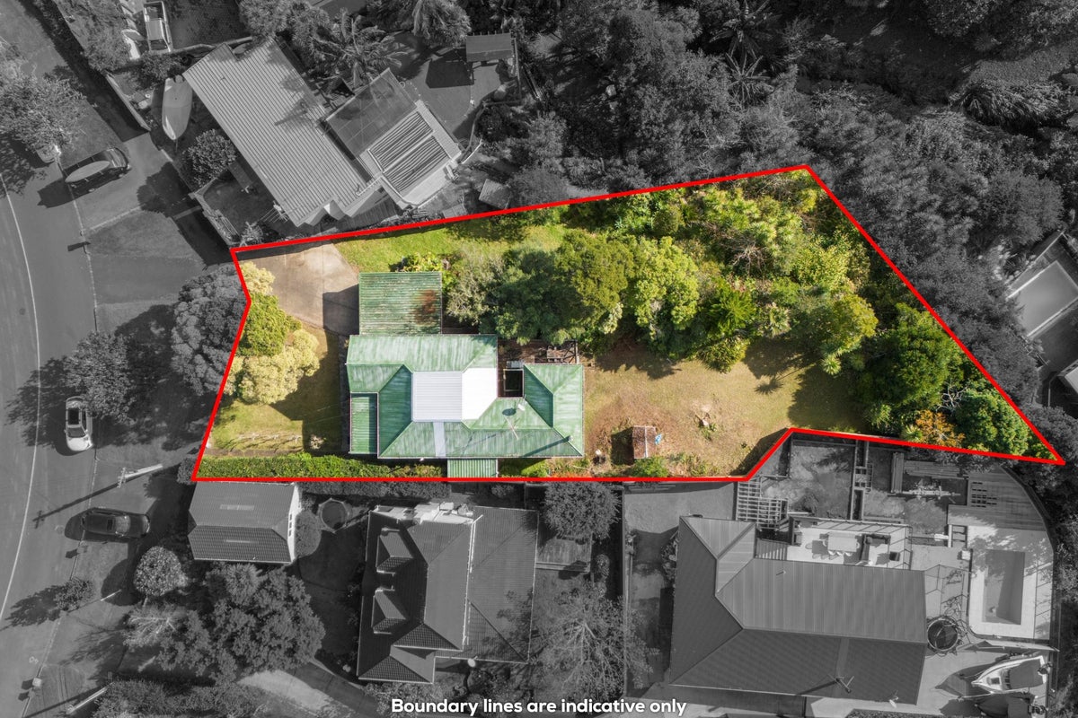34 Robley Crescent, Glendowie, Auckland - Carousel 1