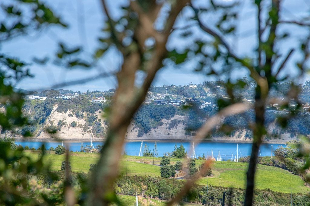31 Cape Cod Drive, Gulf Harbour, Whangaparaoa - Carousel 1