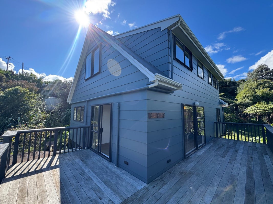 45 Kennedy Road, Surfdale, Waiheke Island - Carousel 21