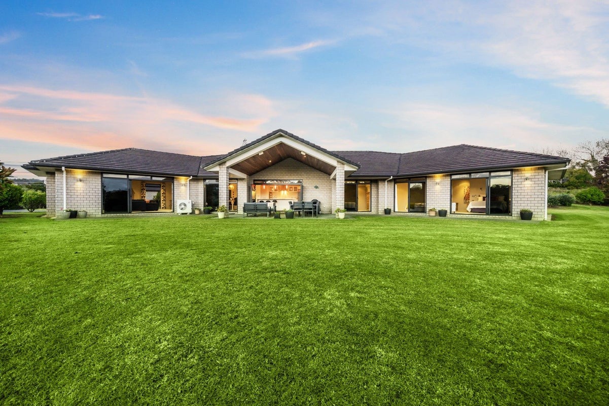 69A Oraha Road, Kumeu - Carousel 1