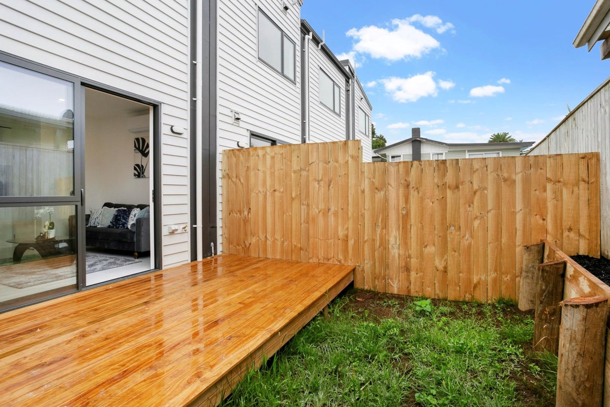 38 Whitley Crescent, Otara, Auckland - Carousel 9