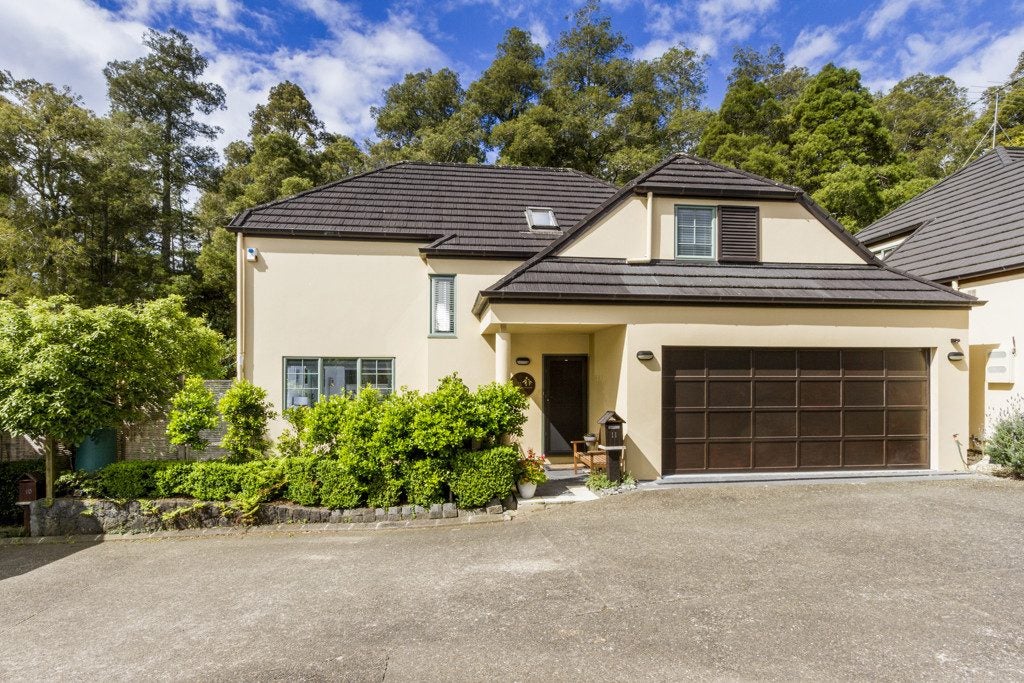 13L Eban Avenue, Hillcrest, Auckland - Carousel 1