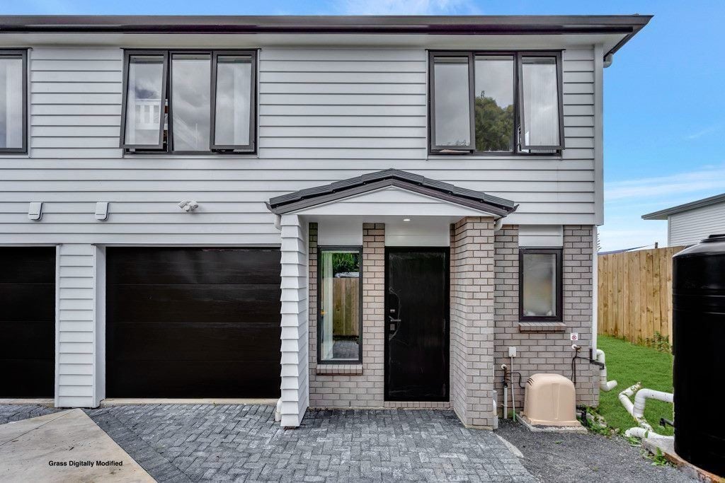 9E Kingdale Road, Henderson, Auckland - Carousel 1