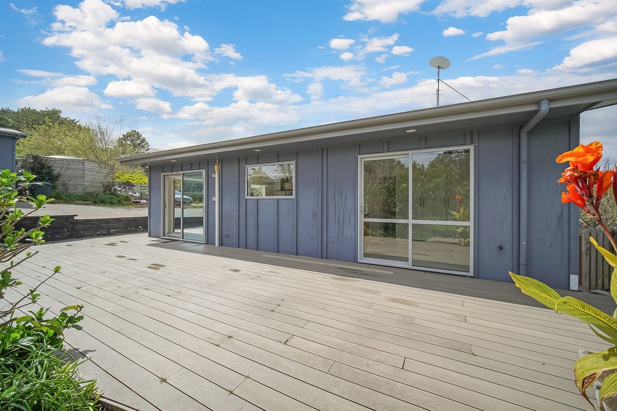 44 Dormer Road, Helensville - Carousel 1