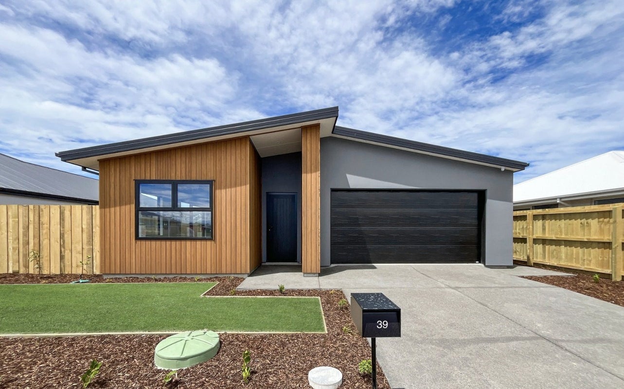 39 Bethia Road, Halswell, Christchurch - Carousel 1