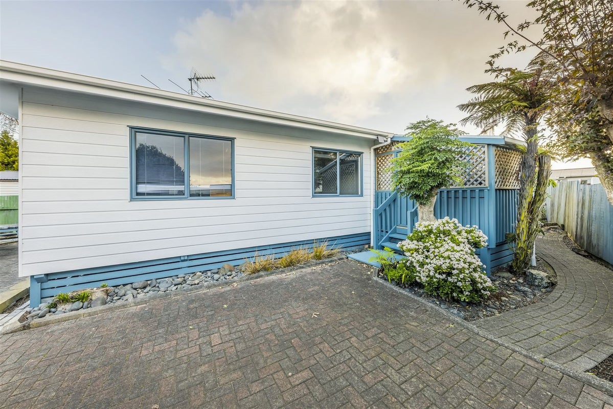 21A Marybeth Place, Rosehill, Papakura - Carousel 1