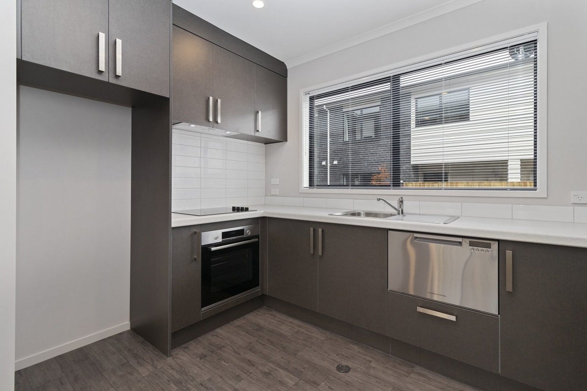10/88 Carrington Avenue, Silverdale, Hamilton - Carousel 2