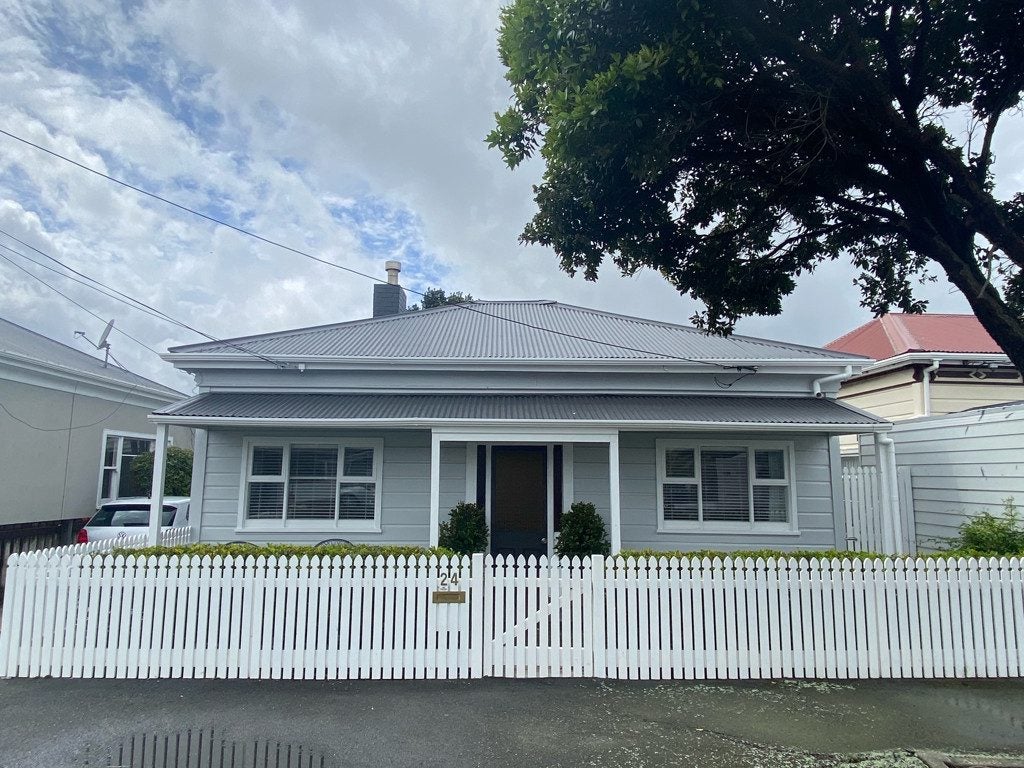24 Cuba Street, Petone, Lower Hutt - Carousel 1