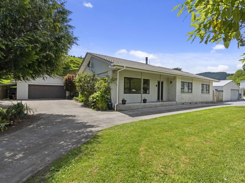 87 Wallace Road, Koputaroa, Levin - Carousel 1