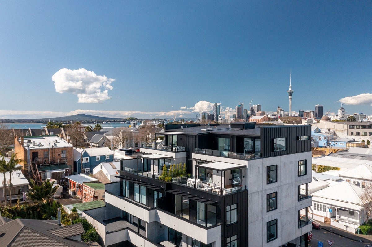202/5 Blake Street, Ponsonby, Auckland - Carousel 1