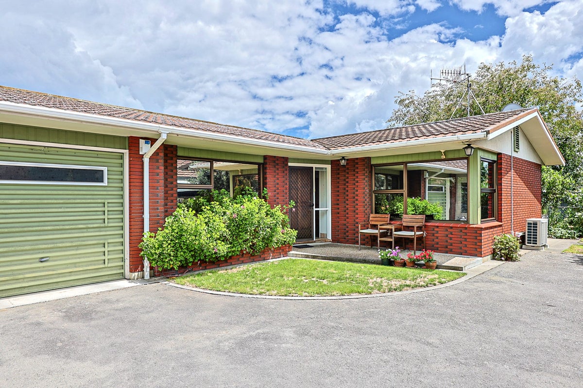 2/702 Tomoana Road, Mahora, Hastings - Carousel 1