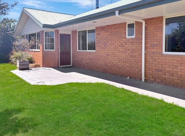 2 Church Street, Hampstead, Ashburton - Carousel 1