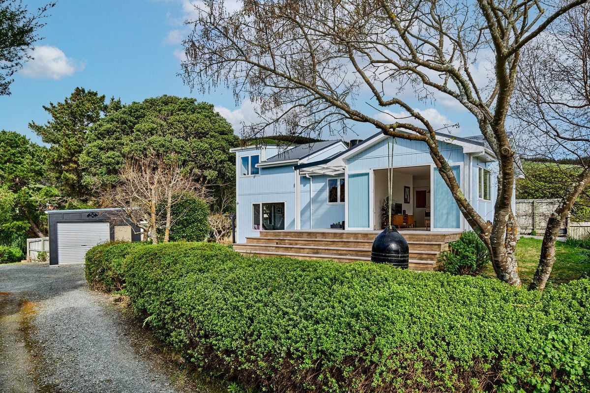 122 Muri Road, Pukerua Bay, Porirua - Carousel 1