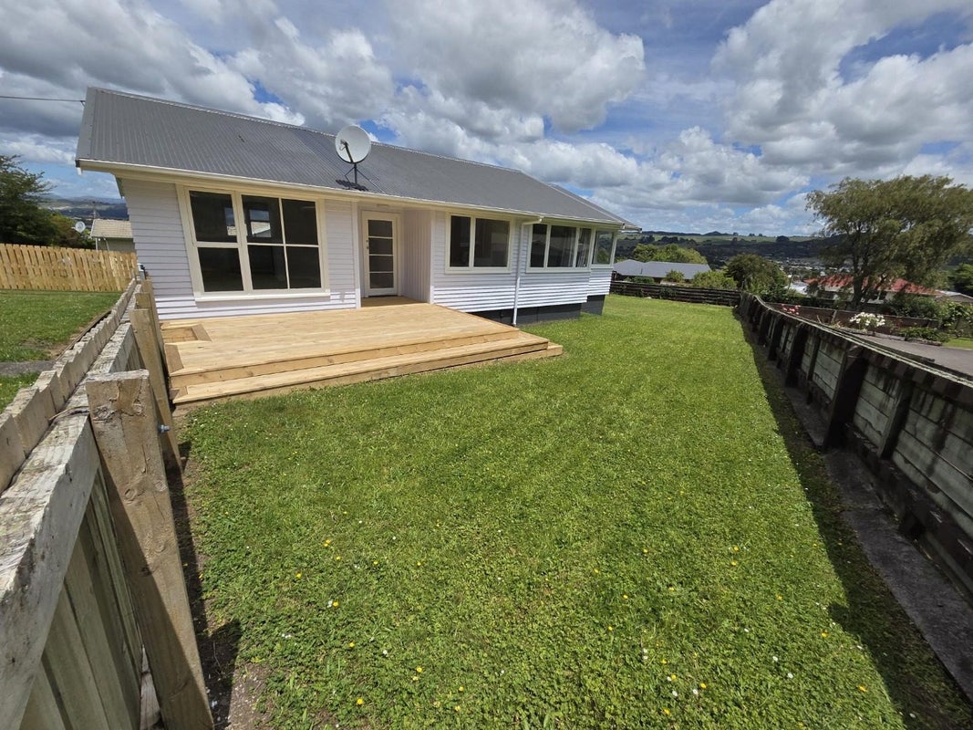 56 Thomas Crescent, Western Heights, Rotorua - Carousel 1