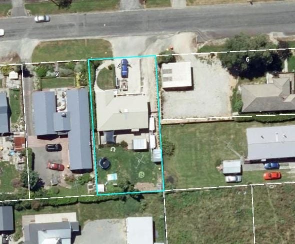 4 Campbelton Street, Lawrence - Carousel 25