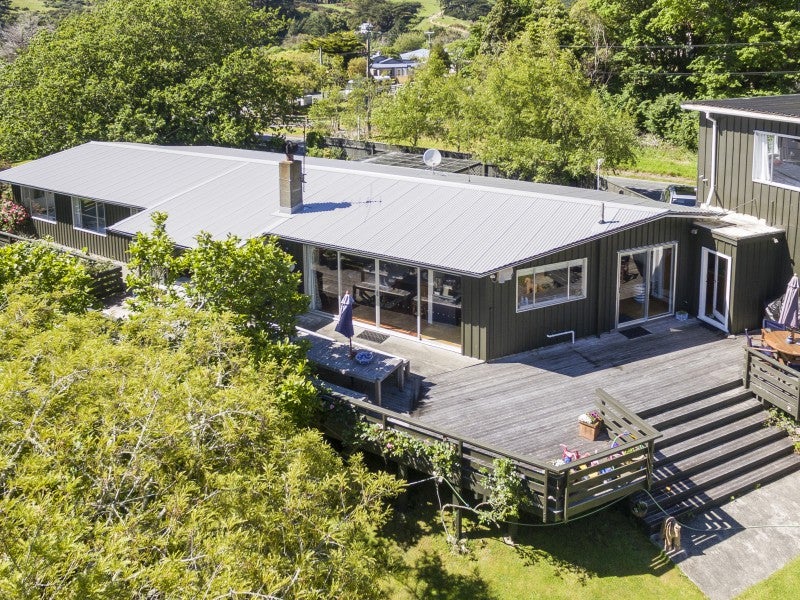 2 South Makara Road, Makara, Karori - Carousel 1