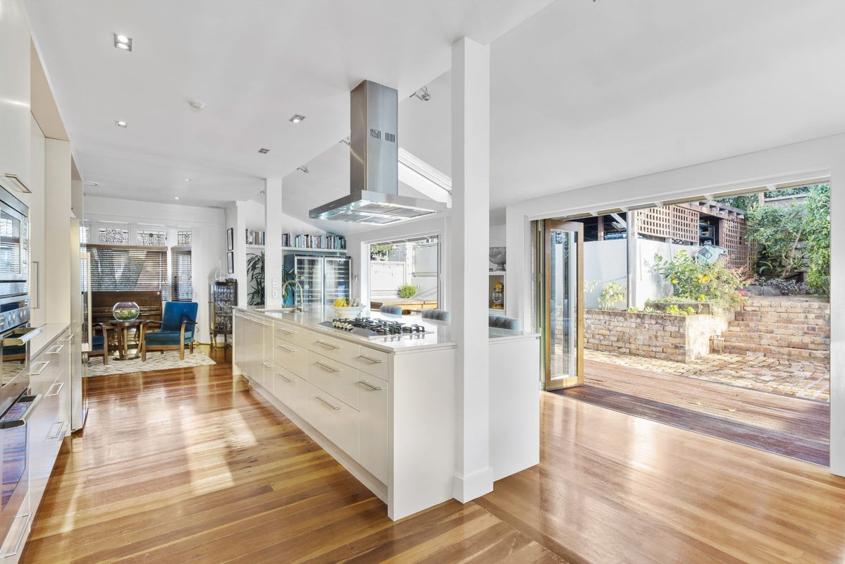 1 Toroa Terrace, Mount Albert, Auckland - Carousel 2