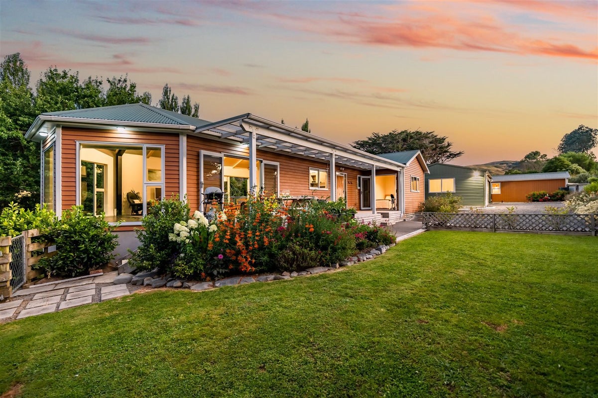 47 Murphys Road, Judgeford, Porirua - Carousel 1