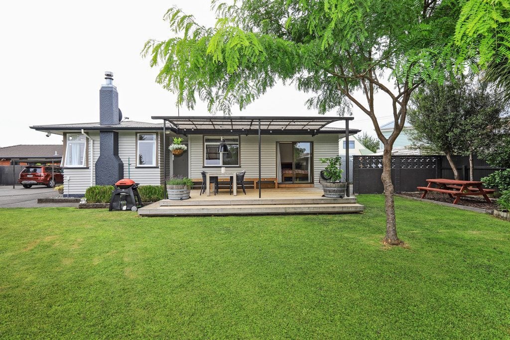 21A Elliott Crescent, Havelock North, Havelock North - Carousel 2