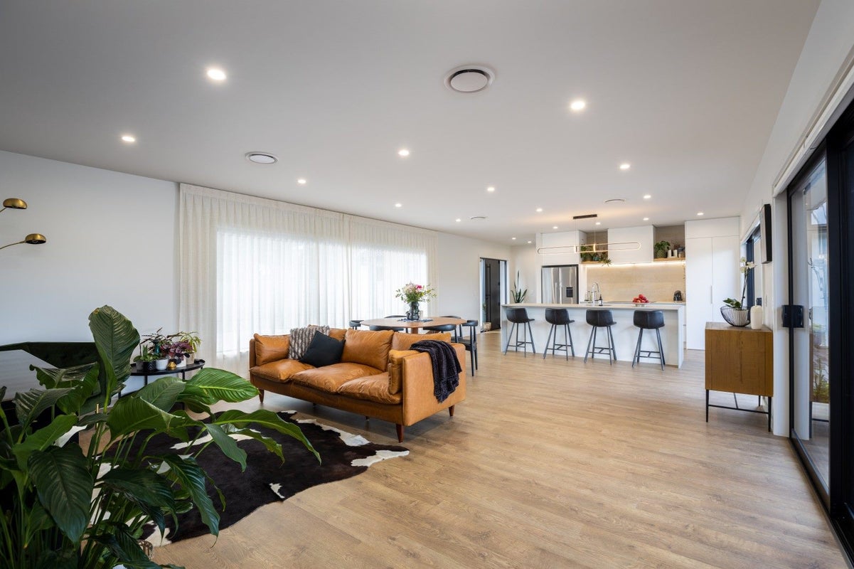 3/20B Gordon Street, Glen Avon, New Plymouth - Carousel 50