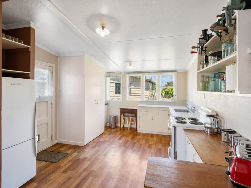 45 Wansbeck Street, South Hill, Oamaru - Carousel 24