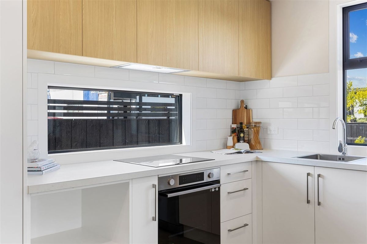 3/89 Avalon Street, Richmond, Christchurch - Carousel 2