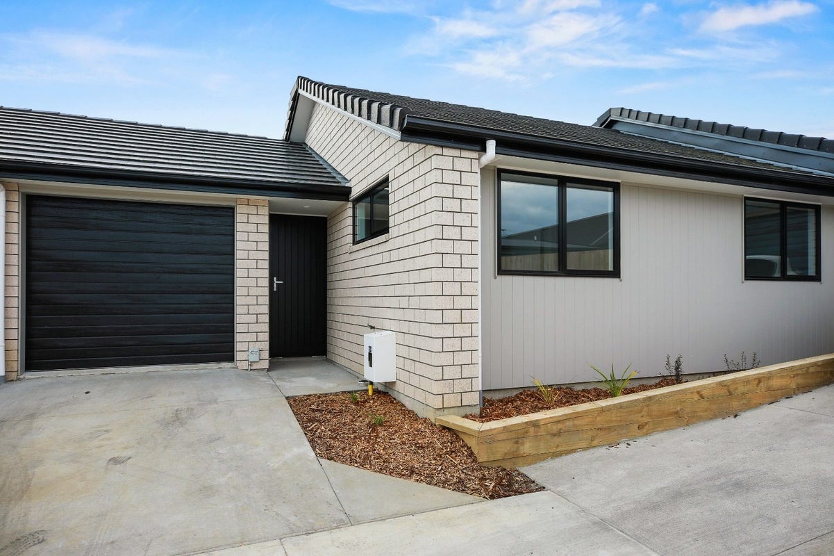 4/196 Grandview Road, Nawton, Hamilton - Carousel 1