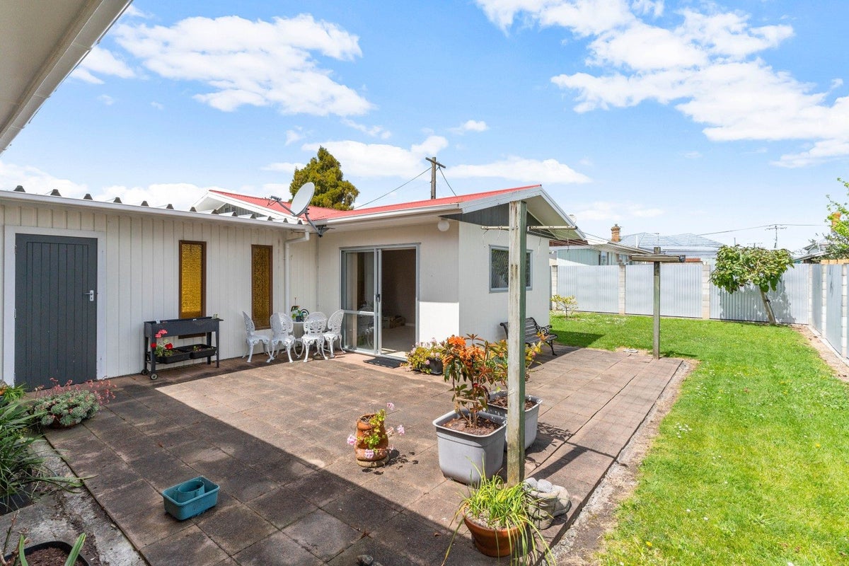 19 Jervois Street, Dargaville - Carousel 28