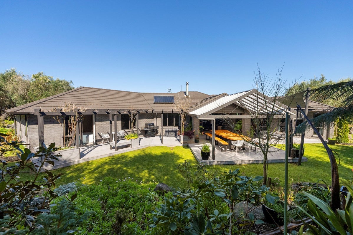 111 Lindemann Road, Tahawai, Tahawai - Carousel 1