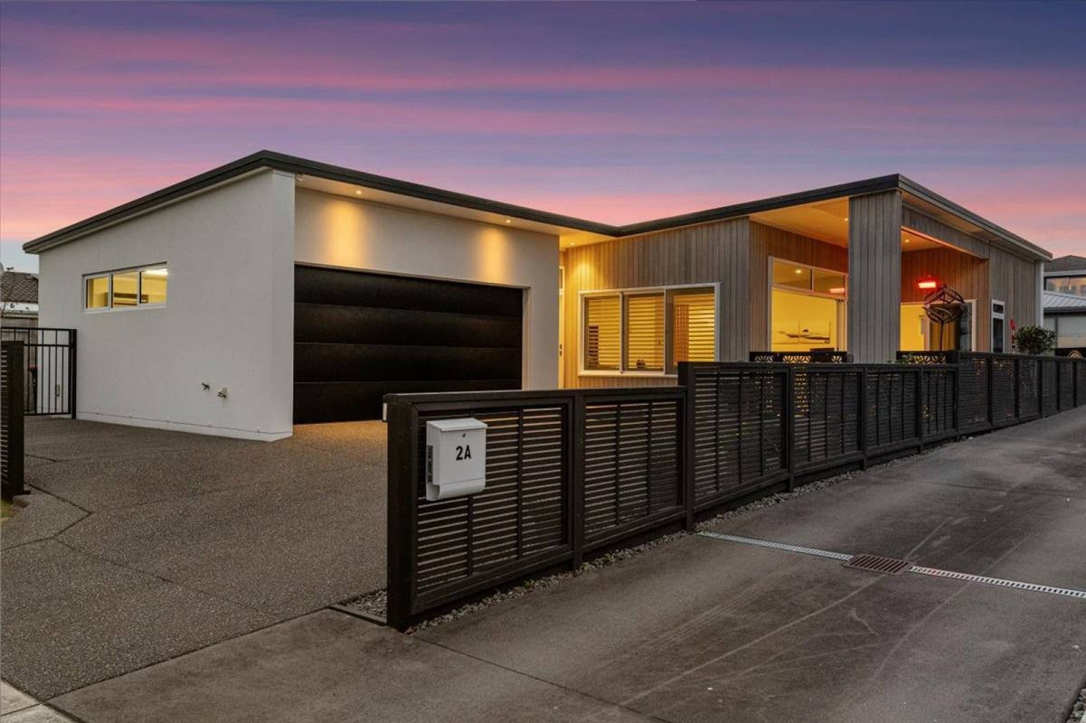 2 Laing Place, Otumoetai, Tauranga - Carousel 1