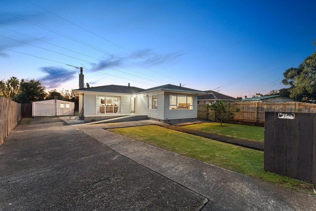 48 Harwood Crescent, Otara, Auckland - Carousel 2
