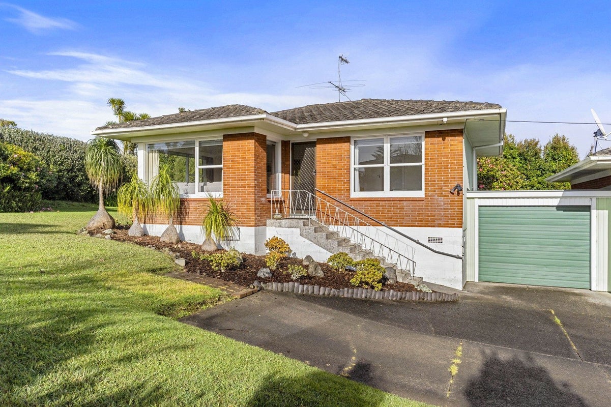 3/51 College Road, Northcote, Auckland - Carousel 1