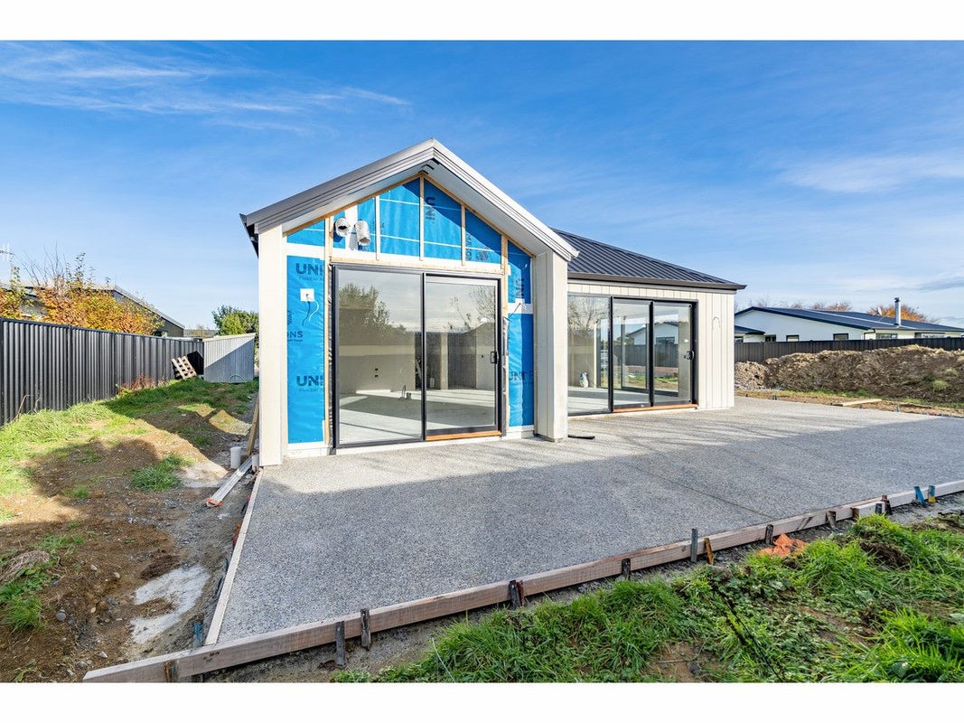 8 Barker Place, Waikiwi, Invercargill - Carousel 2