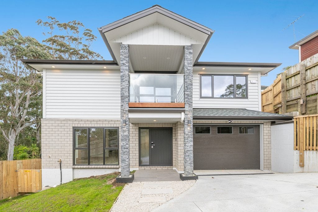 34A Lorikeet Place, Unsworth Heights, Auckland - Carousel 1