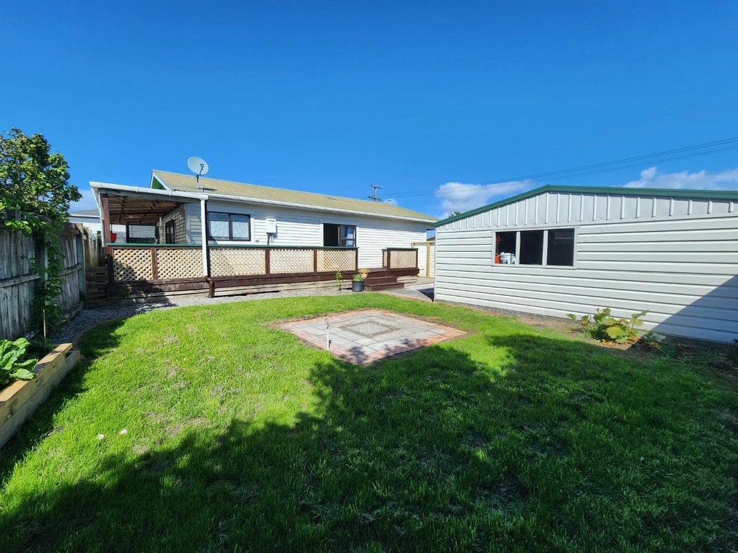 143 Ngamotu Road, Spotswood, New Plymouth - Carousel 1