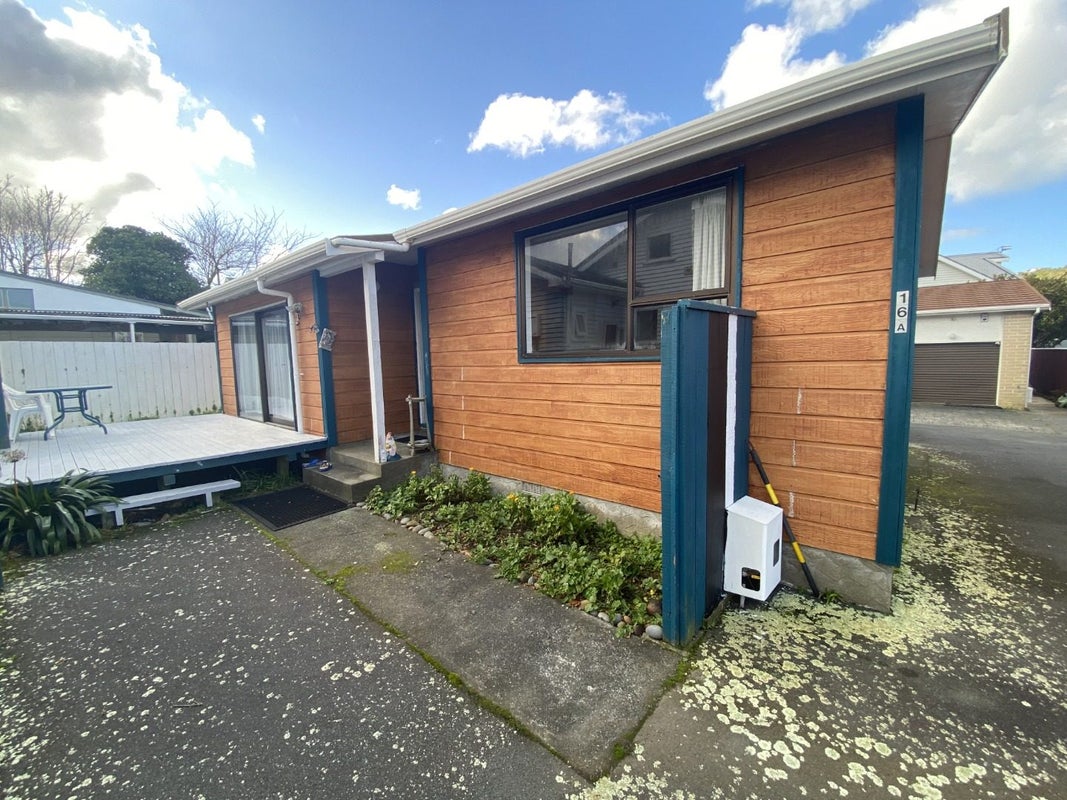 16A Trafalgar Street, Johnsonville, Wellington - Carousel 1