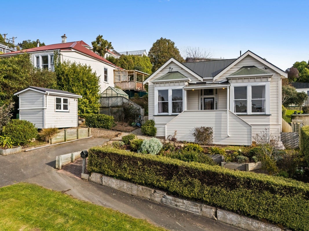 5 Daly Street, Port Chalmers, Dunedin - Carousel 1