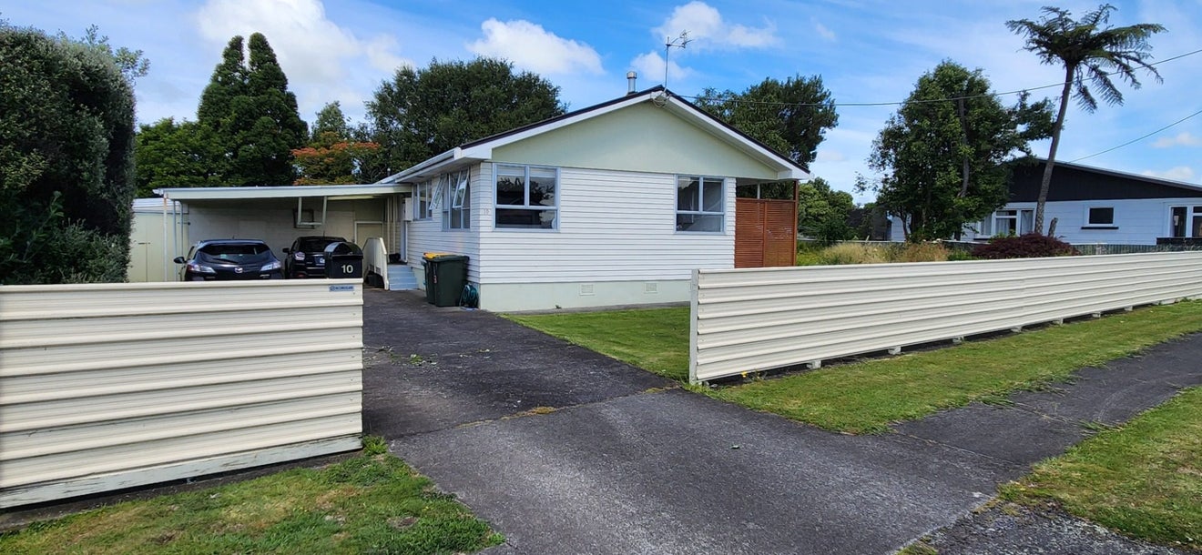 10 Pitt Street, Normanby, Hawera - Carousel 2