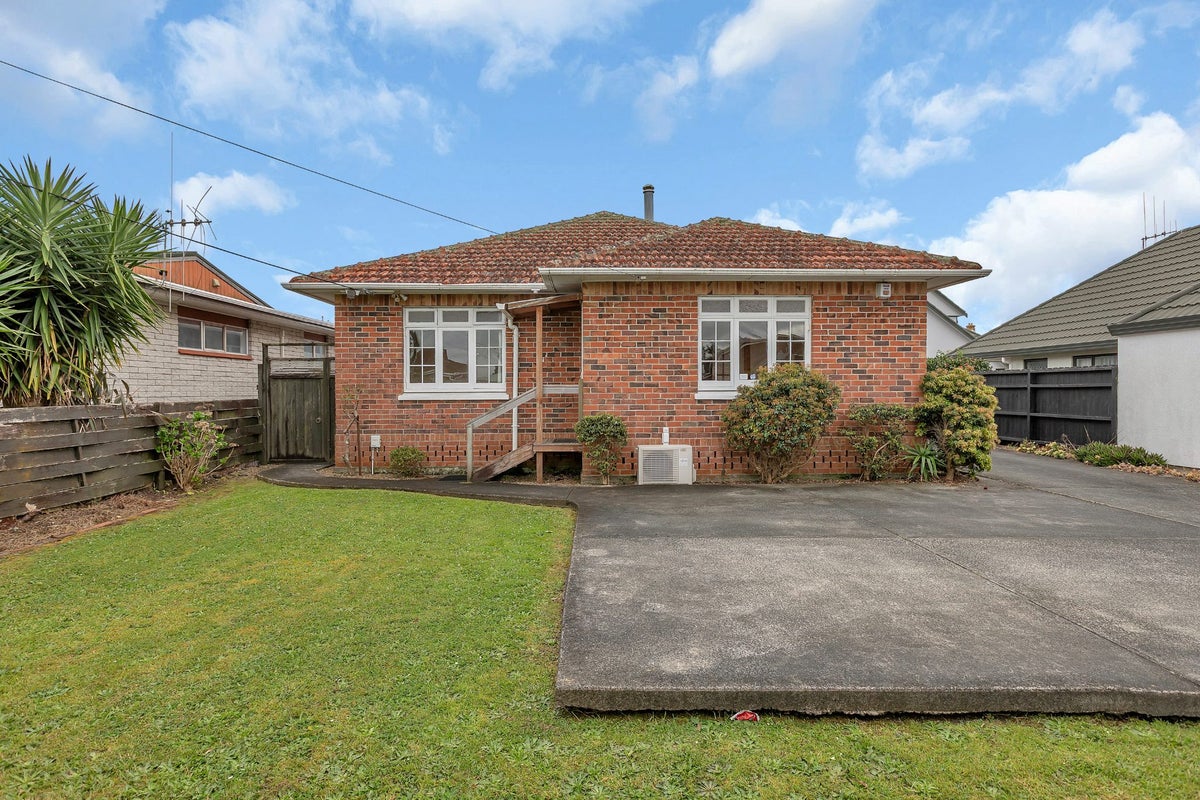 4 Mercer Street, Kensington, Whangarei - Carousel 1