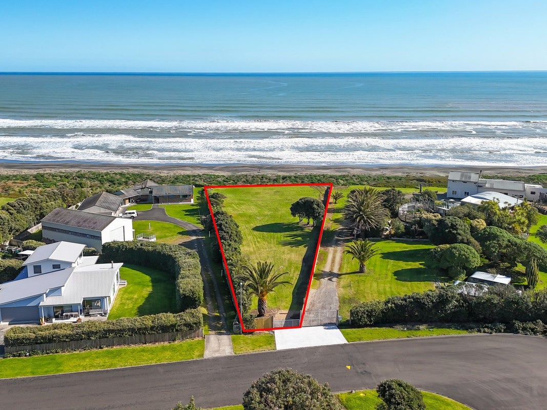 27 Longbeach Drive, Castlecliff, Whanganui - Carousel 1