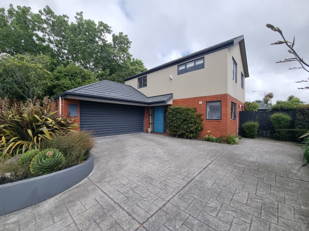 9 Strauss Place, Somerfield, Christchurch - Carousel 1