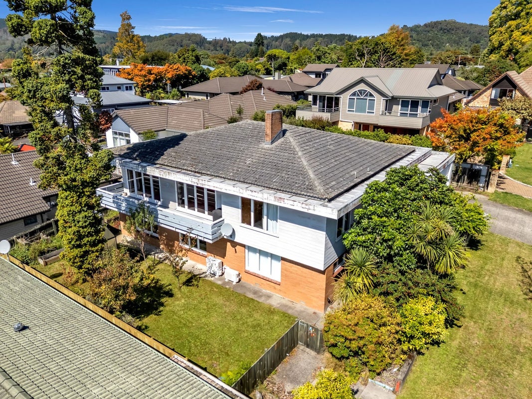 20 Kowhai Street, Glenholme, Rotorua - Carousel 1