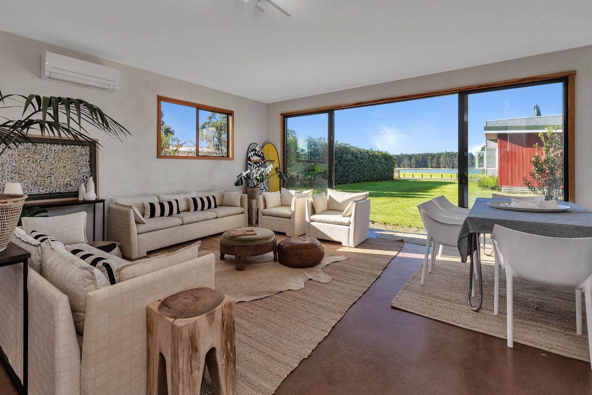 2177 Whananaki North Road, Whananaki, Hikurangi - Carousel 1