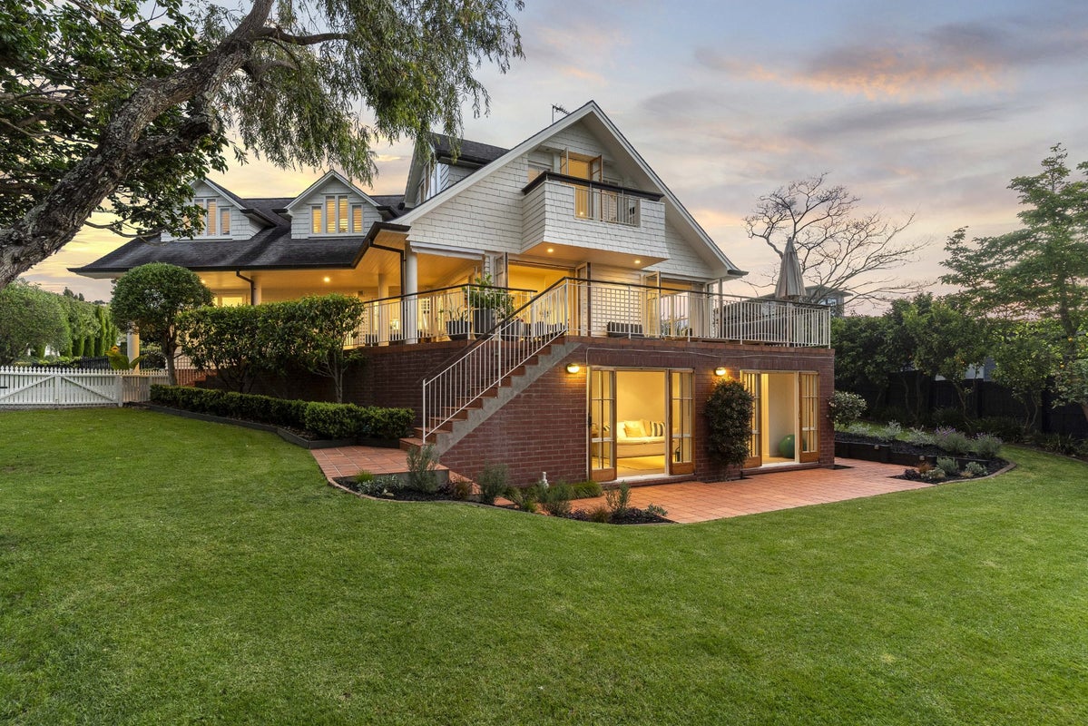 49 Roberta Avenue, Glendowie, Auckland - Carousel 1