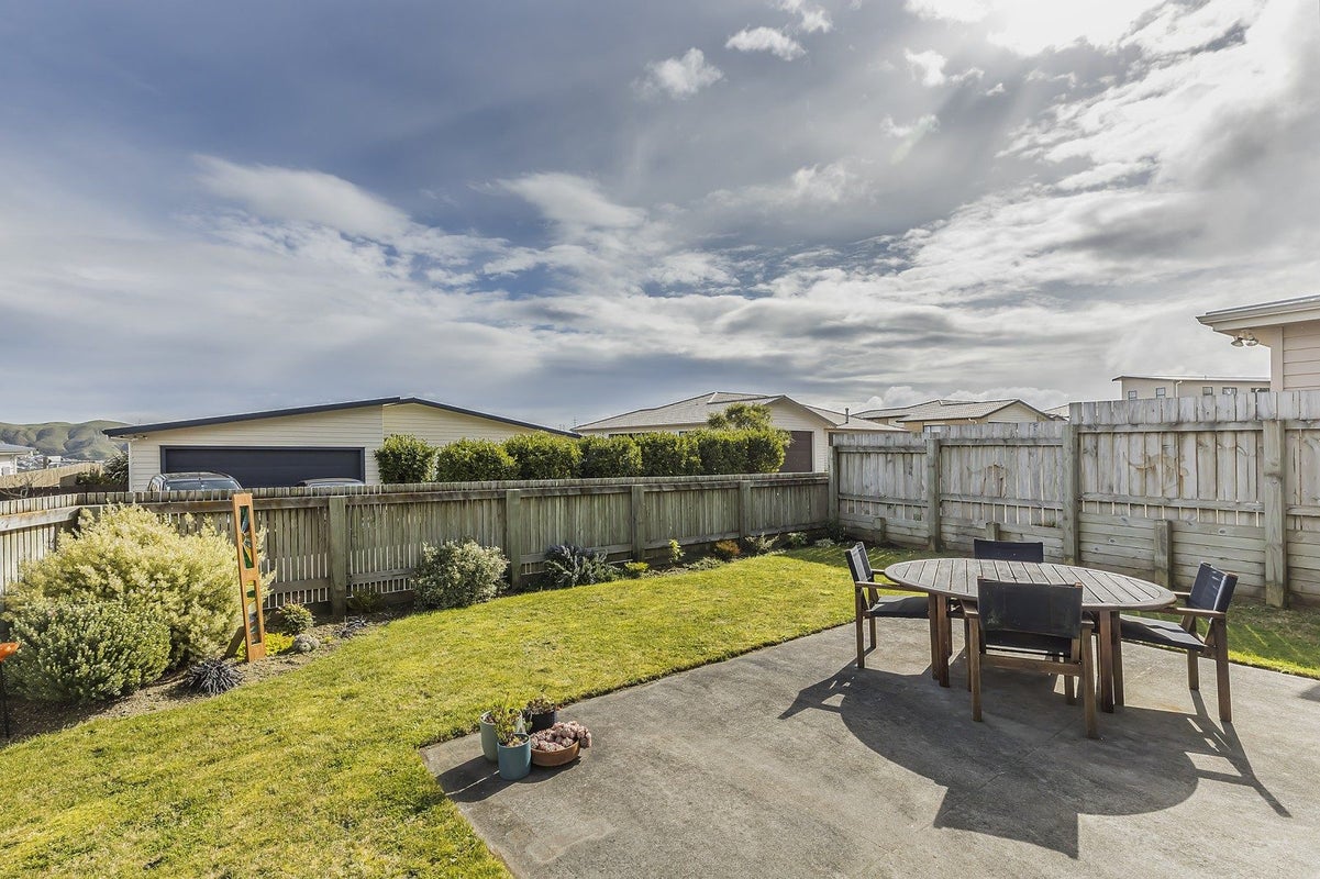 32 Havana Rise, Grenada Village, Wellington - Carousel 2