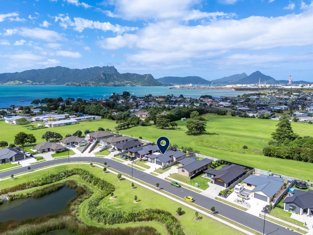 67 Kaurinui Crescent, One Tree Point, Whangarei - Carousel 2